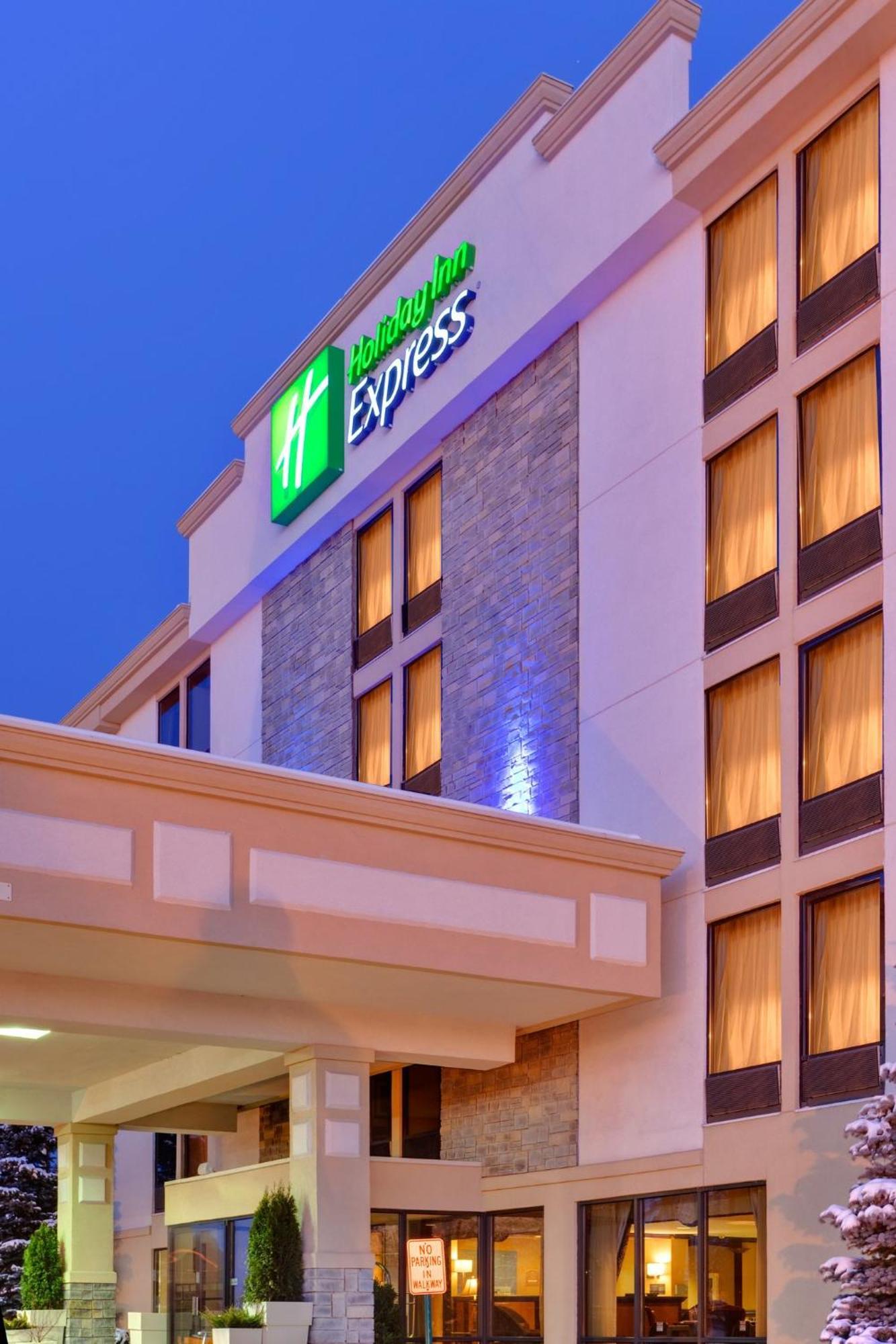 Holiday Inn Express Flint-Campus Area By Ihg Exteriör bild