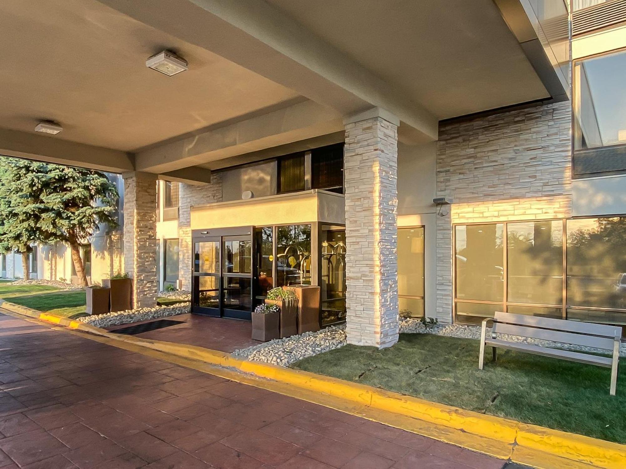 Holiday Inn Express Flint-Campus Area By Ihg Exteriör bild